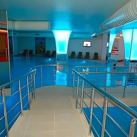 Отель Golden