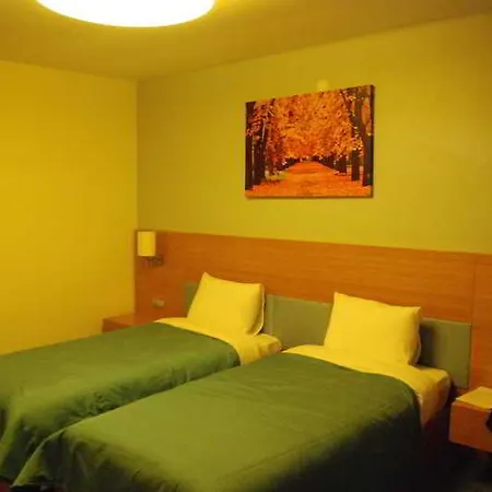Golden Hotell 4*